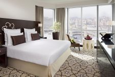 Swissotel_MakkahJunior_Suite_Living_Room_Kabaa_Vi_491528_standard-1